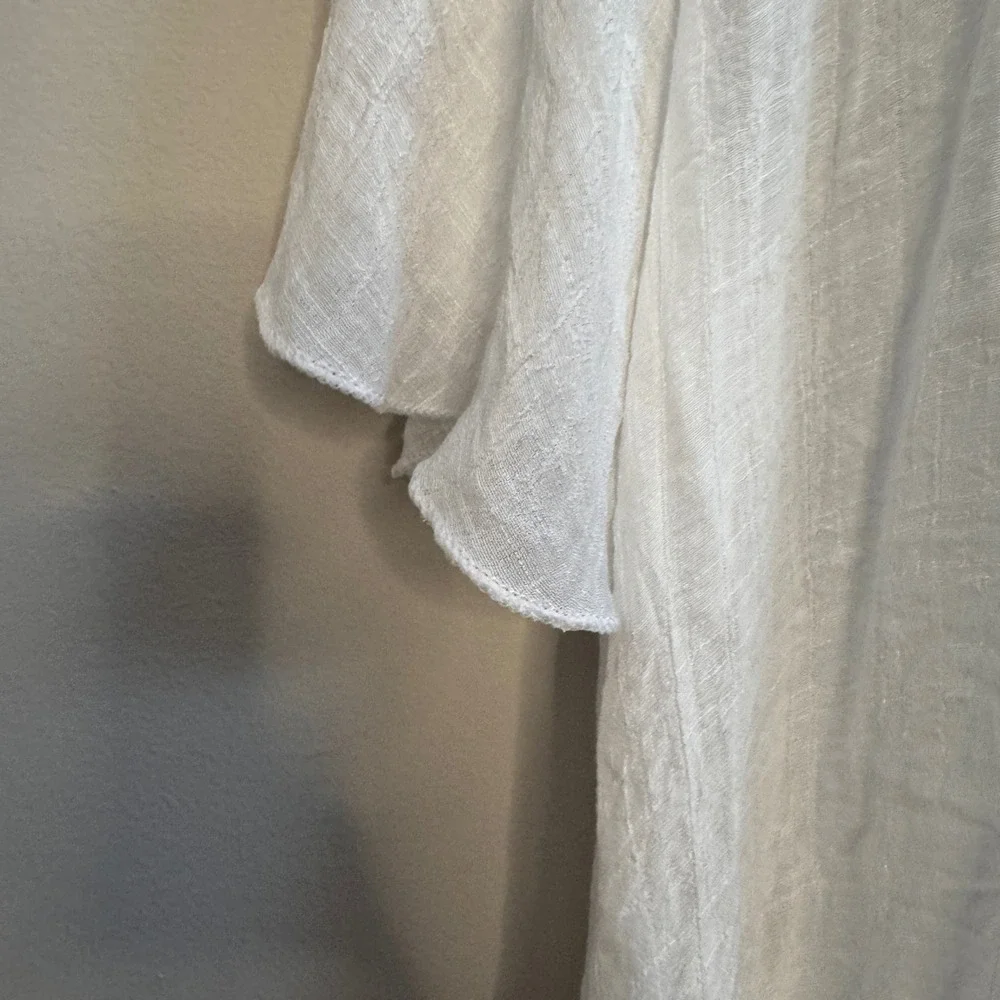 Coco + Carmen Cover Up Tunic Top Crochet Detail White S/M has one small spot - Picture 3 of 10